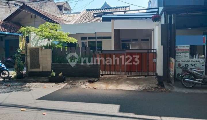 Rumah 2 Lantai Bagus Bisa Buat Usaha di Cikutra Sukaluyu, Bandung