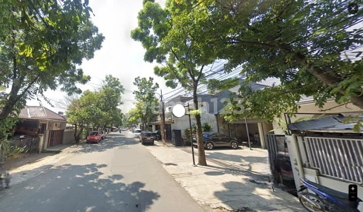 Main Road Suryalaya Rumah Siap Huni, Ideal untuk Kantor & Usaha.