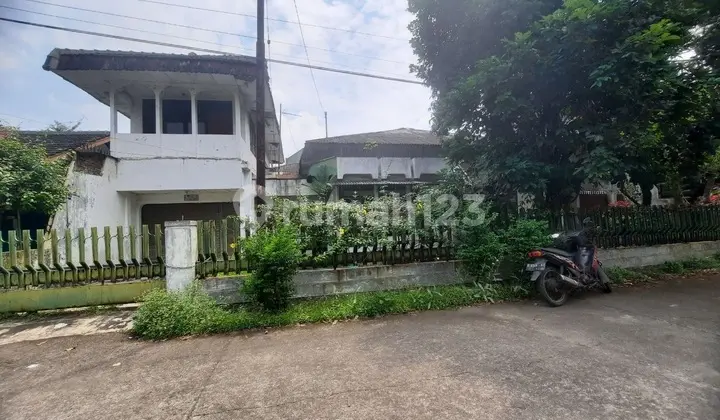 Rumah Murah Hitung Tanah Dekat Griya di Arcamanik Endah Bandung.