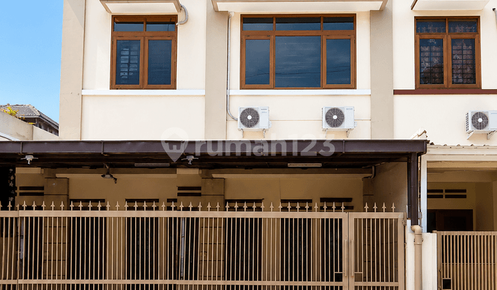 Good, Cheap, Ready-to-Occupy House in Comfortable Complex, Mekarwangi, Bandung