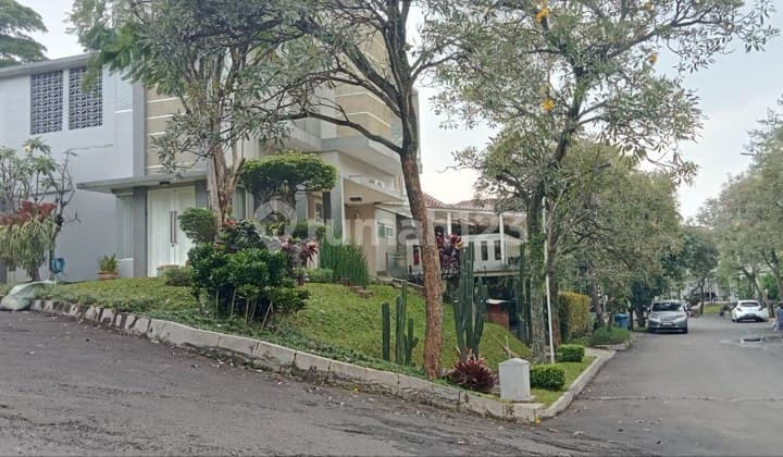 Rumah Hook Bagus Murah Full Furnished Siap Huni Cluster One Gate di Cigadung Greenland kota Bandung