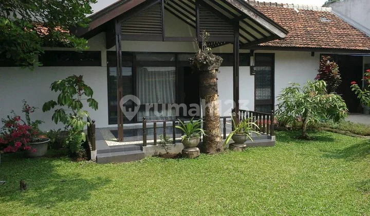 Cheap! Residential House with Land Calculation in Elite Turangga, Bandung City