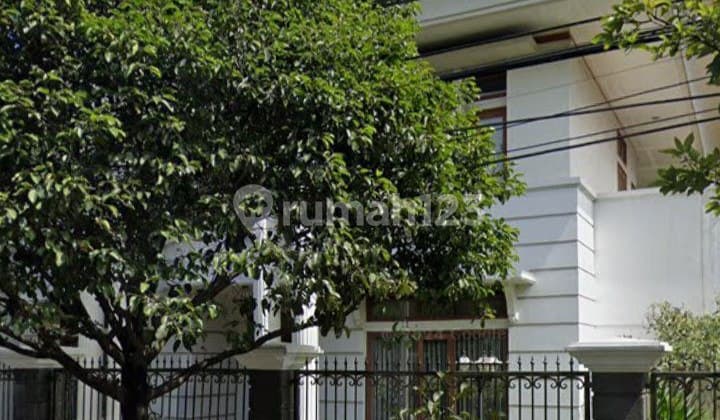 Luxury House Inside Batununggal Cluster in Bandung City