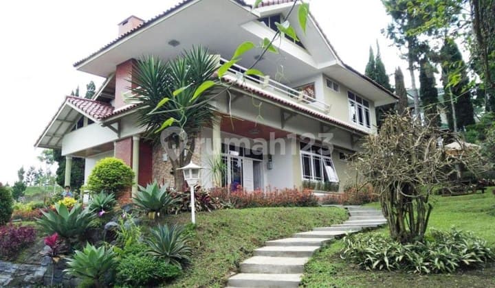 Villa Bagus Shm Terawat Di Komplek Villa Lembang Asri Bandung
