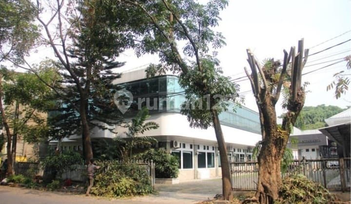 Gedung Kantor Bisa untuk Gudang atau Pabrik Astana Anyar