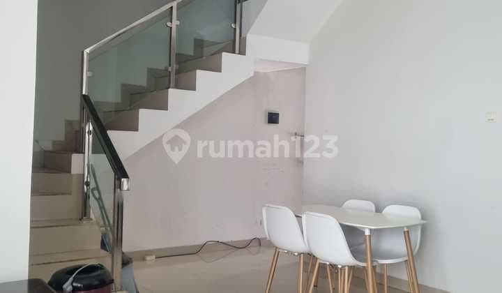 Rumah 2lantai Di Bsd Lama