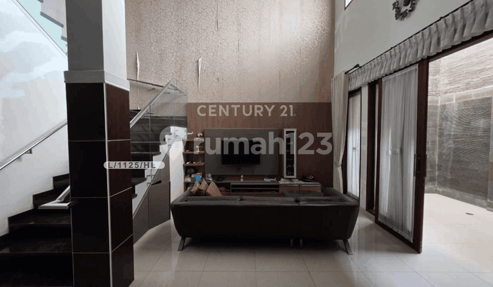 Rumah Full Furnished Bersih Dan Strategis D Batununggal Bandung
