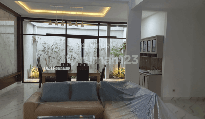 Rumah 2 Lantai Baru Renovasi Siap Huni di Batununggal Bandung