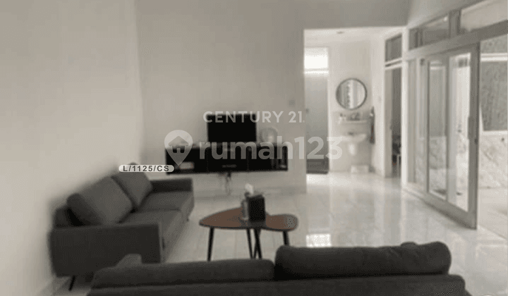 Comfortable Move-In Ready House in Singgasana Pradana Cibaduyut Bandung