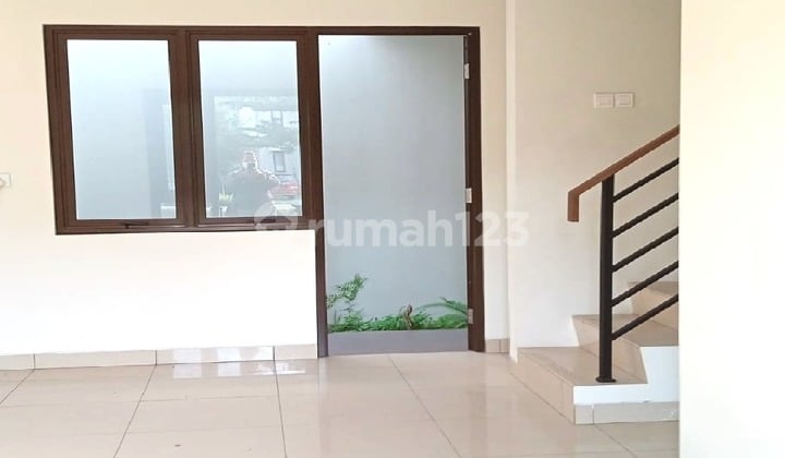 Burgundy 7 Premium Depan Taman Siap Huni Cash Only @Summarecon Bekasi