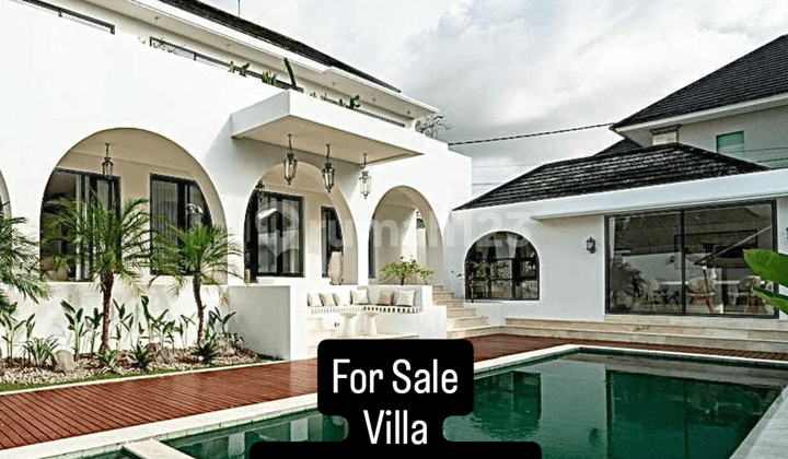 Vila Luxury Lokasi di Canggu Brawa Konsep Modern Mediteranian Sangat Cocok untuk Investasi Komersil dan Maupun Hunian Pribadi