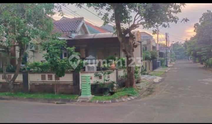 Rumah 2 Lantai di Hook Villa Dago Pamulang
