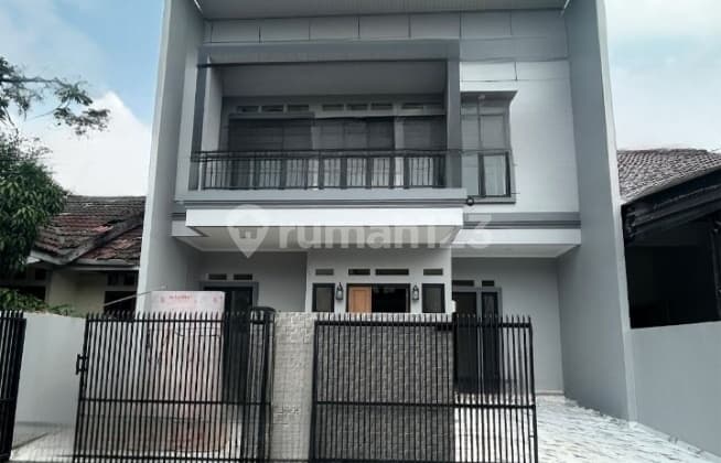 Rumah Cantik Nyaman dan Luas Siap Huni di B S D