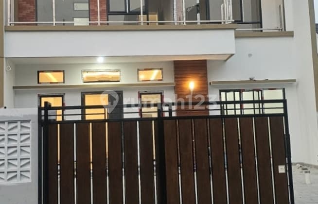 Rumah Cantik Siap Huni Lokasi Strategis Di Bsd