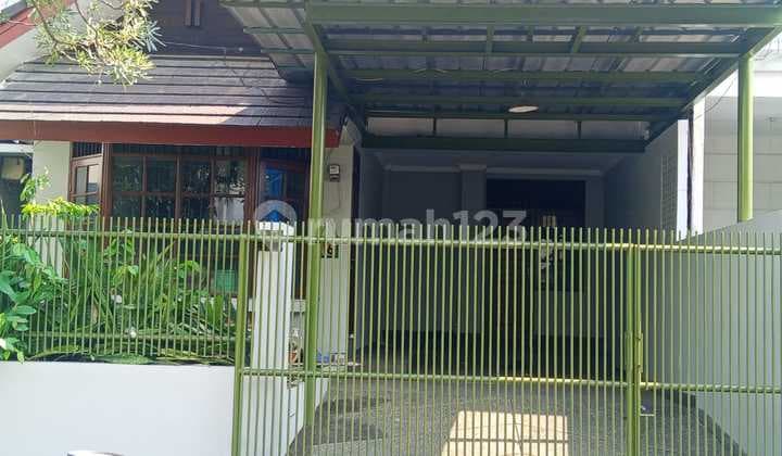 Rumah Lokasi Bagus Strategis Kampus S T A N di Bintaro Jaya