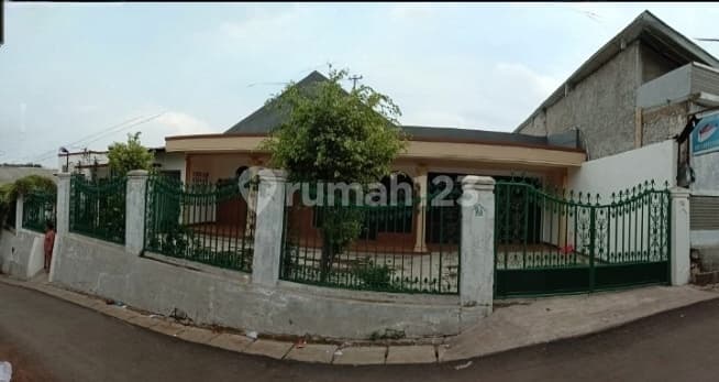 Rumah Tanah Luas + 18 Kontrakan Aktif Di Dekat Pasar Ciputat