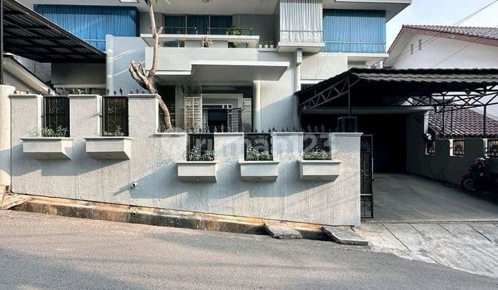 Rumah Bagus Luas Strategis Siap Huni di Pondok Pinang Jaksel