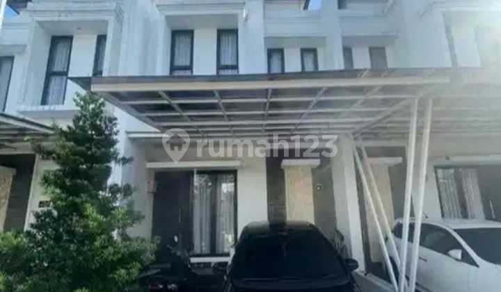 Nice House Strategic Location In The Bintaro Ciputat Area
