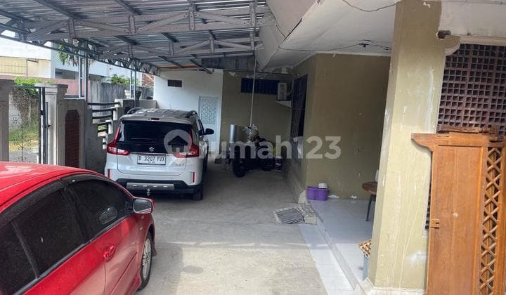 Harga Turun Dijual Cepat !! Rumah Nyaman Pusat Kota Denpasar Barat - SHM (Yn)