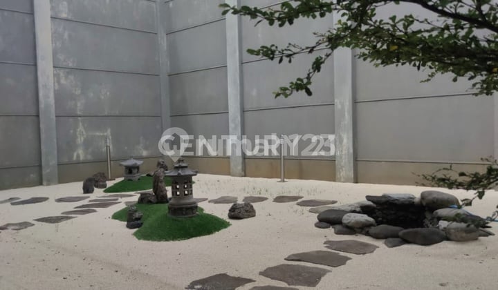 Rumah Asri Dan Nyaman Di Jalan Acasia Bandung