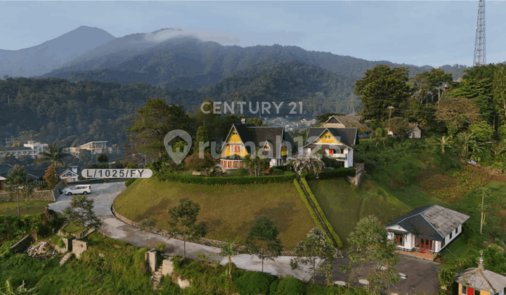Villa 2 Lantai Suasana Asri dan Nyaman di Cipanas Kab Cianjur