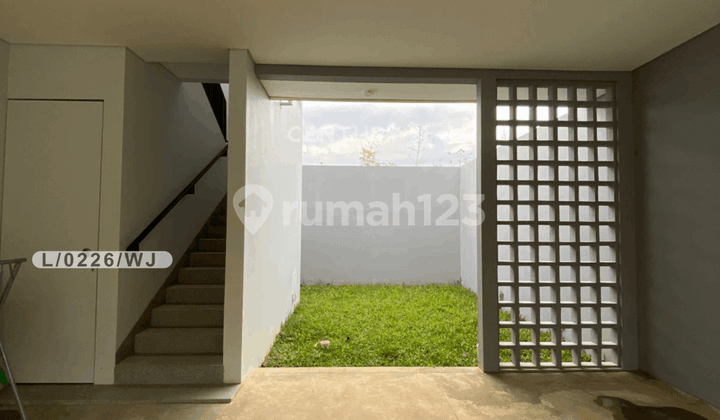 Luxury Ready-to-Occupy and Strategic House in Podomoro Park Bandung