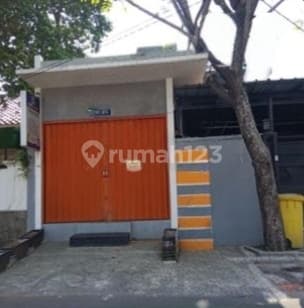 Rumah Joglo Asri di Pinggir Jalan dan Toko Strategis