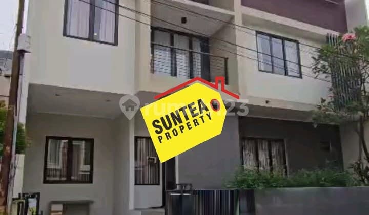 Di Jual Rumah Strategis di Bintaro Sektor 9
