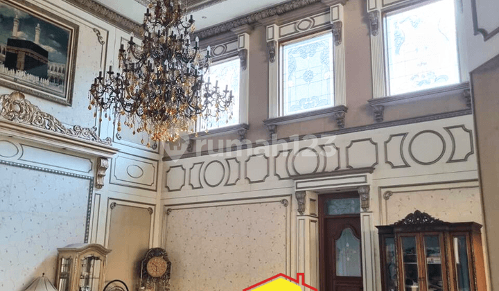 Jual Rumah Mewah Bergaya Classic di Jakarta Pusat