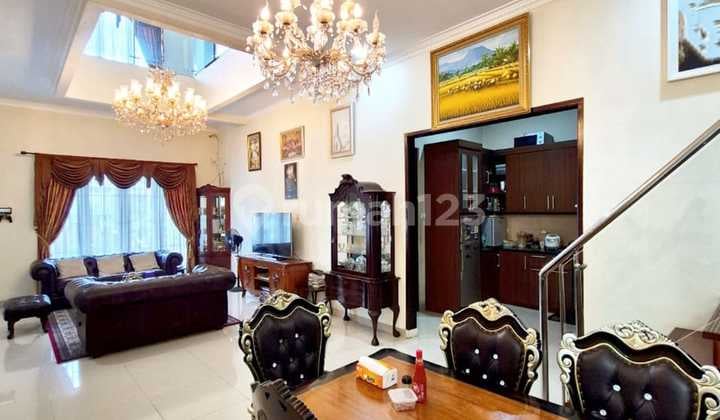 Di Jual Rumah 2 Lantai Bebas Banjir di Sektor 9 Bintaro