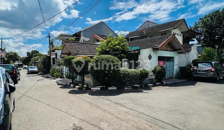 Jual Rumah Hoek Dekat Stasiun Di Taman Cimanggu