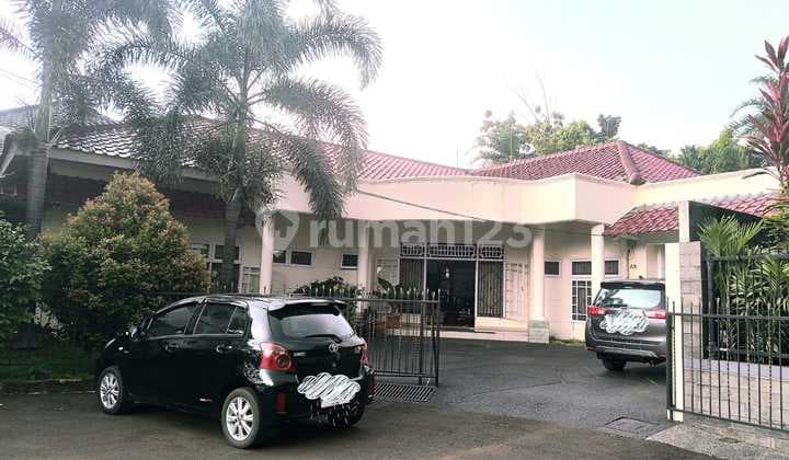 Rumah Dalam Cluster Exclusive Dekat Taman Kencana