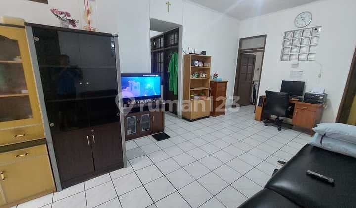 Rumah Cantik Terawat Apik Nyaman Di Kopo Permai