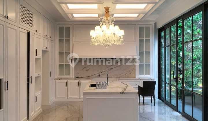 Dijual Rumah Mewah 2 Lantai, Luxury Classic Modern di Villa Gading Indah