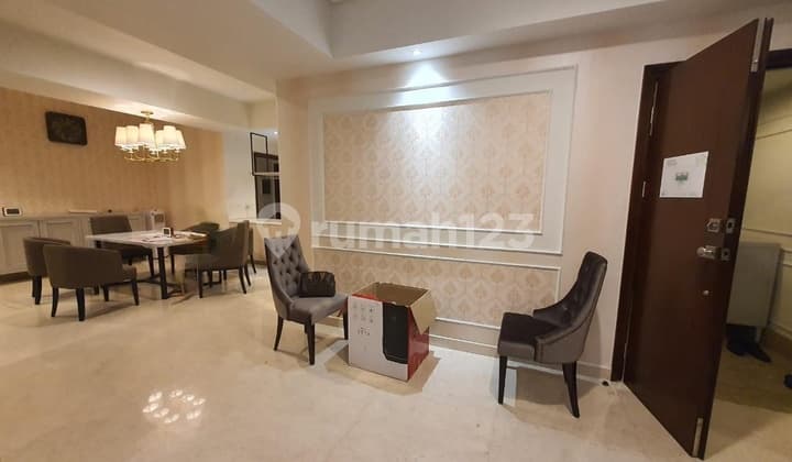 Disewakan Apartemen Kensington Royal Suite, Kelapa Gading