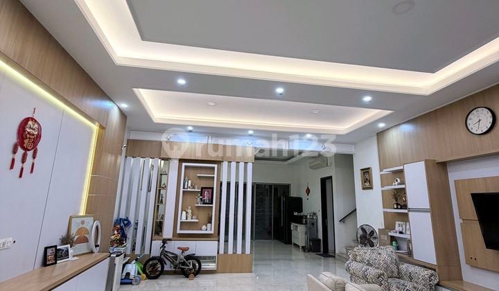 Translation: For Sale Furnished Golf Island House in Pantai Indah Kapuk