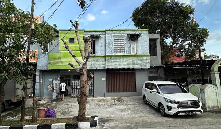 2-Story Shophouse suitable for Shophouse and Warehouse in Batuceper, Tangerang