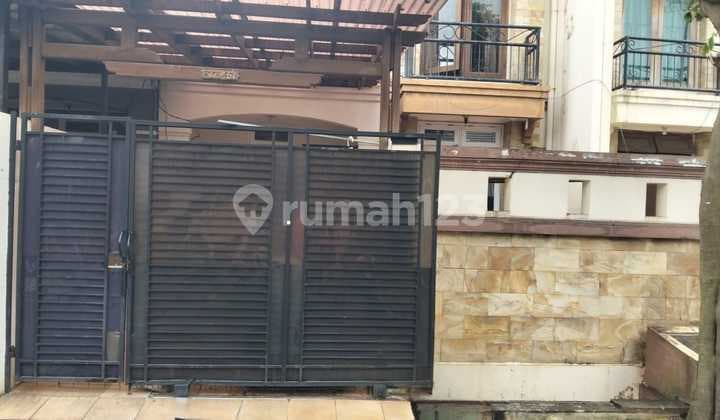Rumah 2 Lantai Strategis di Sektor 1G Gading Serpong, Tangerang