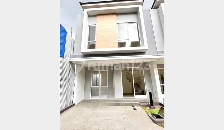 Rumah 2 Lantai Rapi Nyaman di Gading Serpong, Tangerang