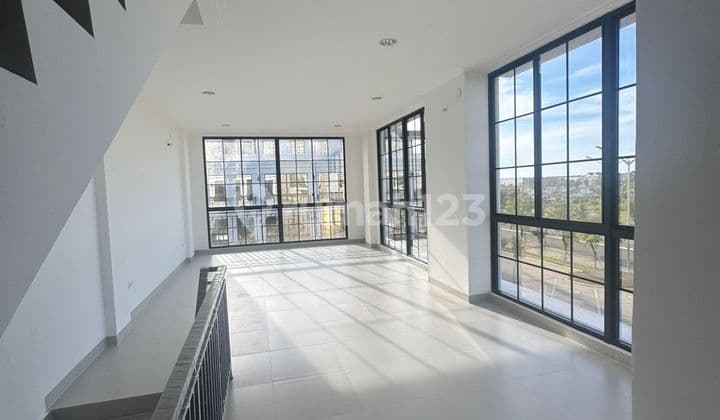 For Rent: Ruko Harvard PIK 2, Size 4.5x12.5, Corner Unit, Brand New, Unfurnished