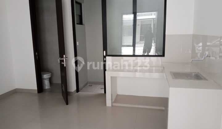 Dijual Rumah PIK 2 Milenial Uk 4,5x10 Smart door lock