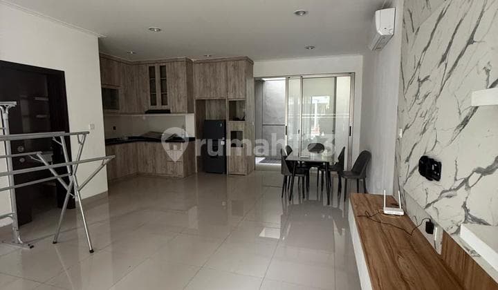 Disewakan Rumah Pik 2 Uk 6X15 Furnished!