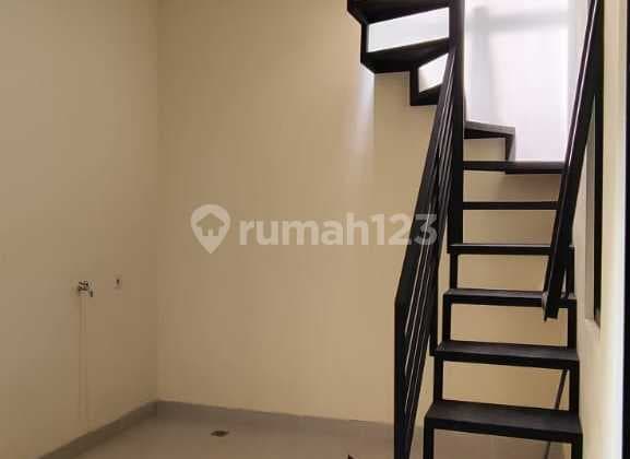 Rumah Baru Dekat Tol, Rs, Greenlake di Metland Puri Tangerang Banten