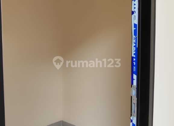 Rumah Baru Dekat Tol, Rs, Greenlake di Metland Puri Tangerang Banten