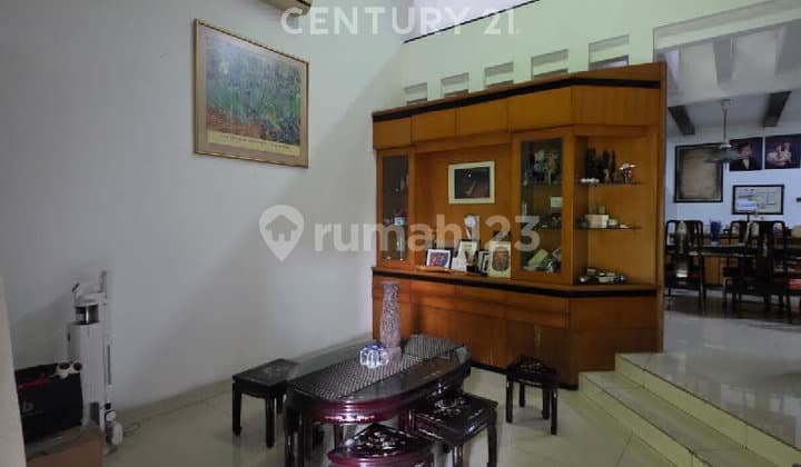 Sell Puri Indah House, Well Maintained, 24-Hour Security, Strategic Location