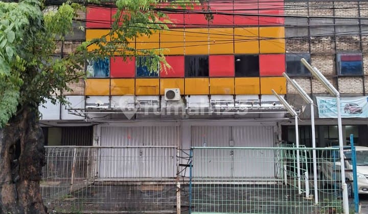 Disewakan Ruko Gandeng Kebayoran Lama Kawasan Komersil