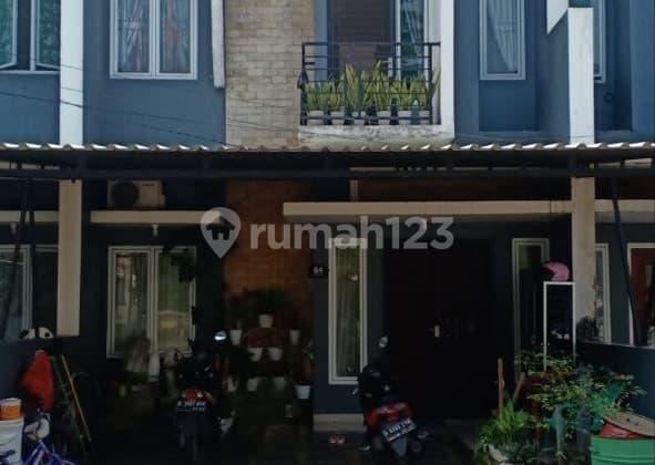 Jual Rumah Dekat Pintu Tol Sawangan Depok
