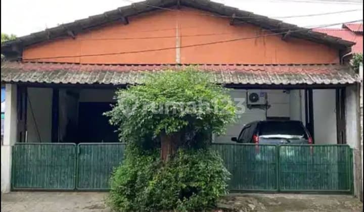 Dijual Rumah Hitung Tanah di Perumahan Pamulang Villa