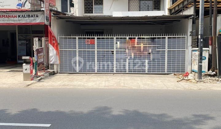 Disewakan Rumah di Dekat Stasiun Pasar Minggu