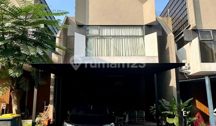 Di Jual Rumah Moderen Full Furnished di Jln Raya Mabes Hankam Jakarta Timur